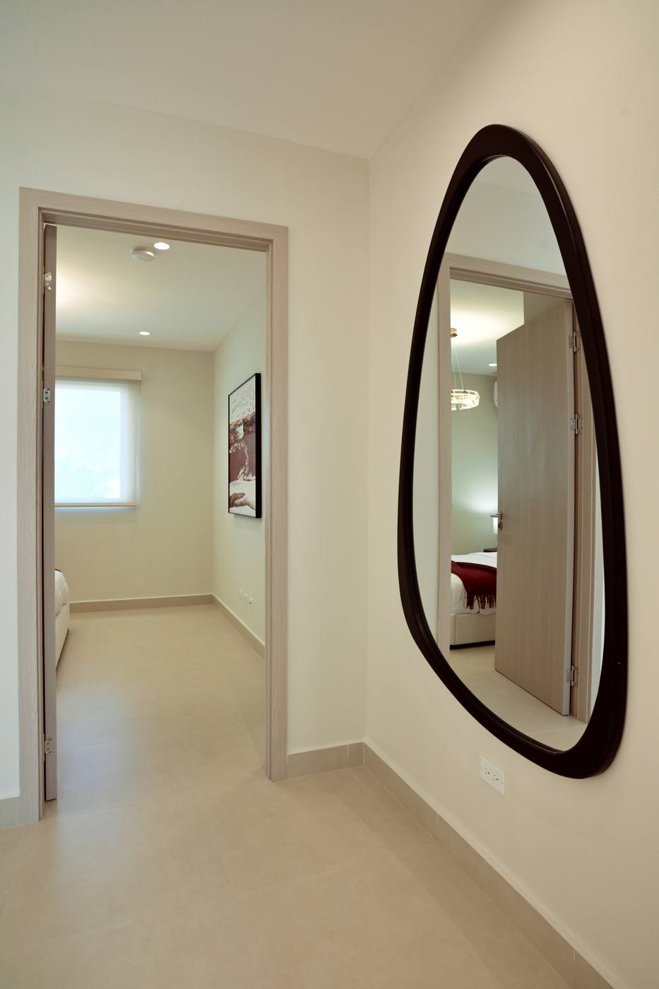 Casa Modelo, vestíbulo, escalera y antecuarto, foto 3